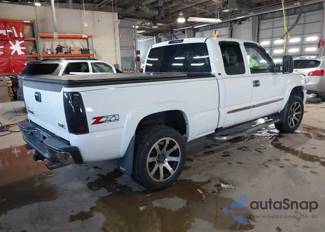 2004 GMC Sierra 1500 Slt из США, поврежденный, VIN 2GTEK19T341253231